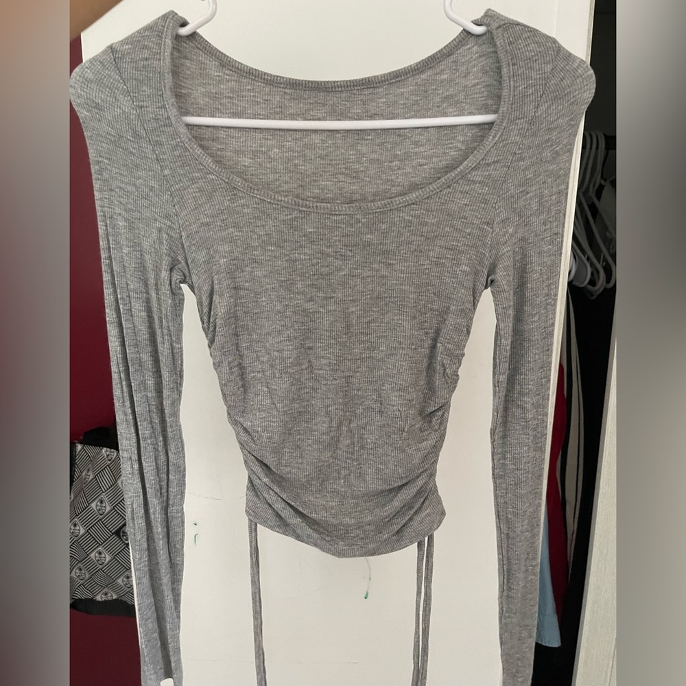 Size XS cute grey crop top